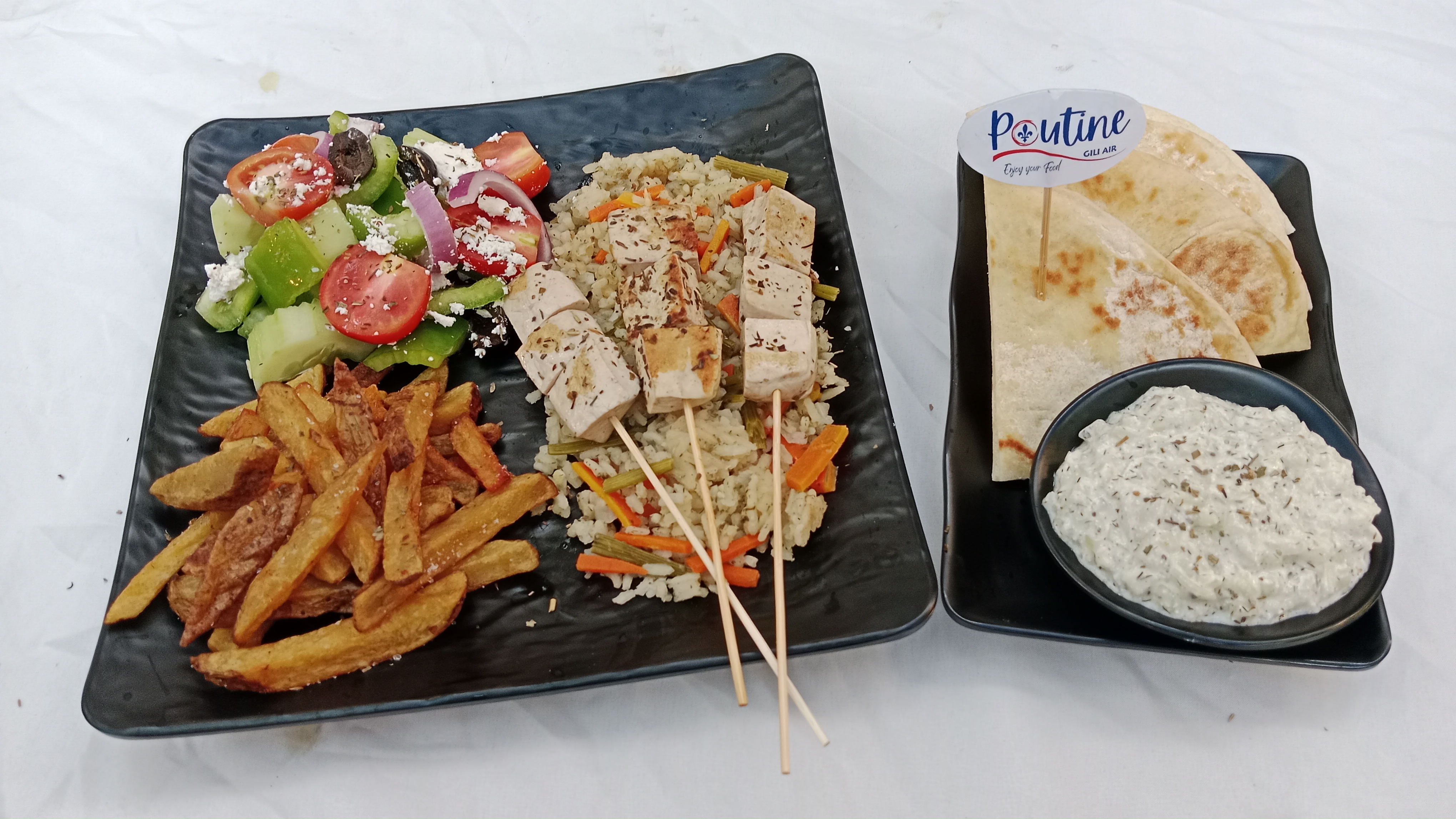 Poutine Gili Air - Greek tofu platter