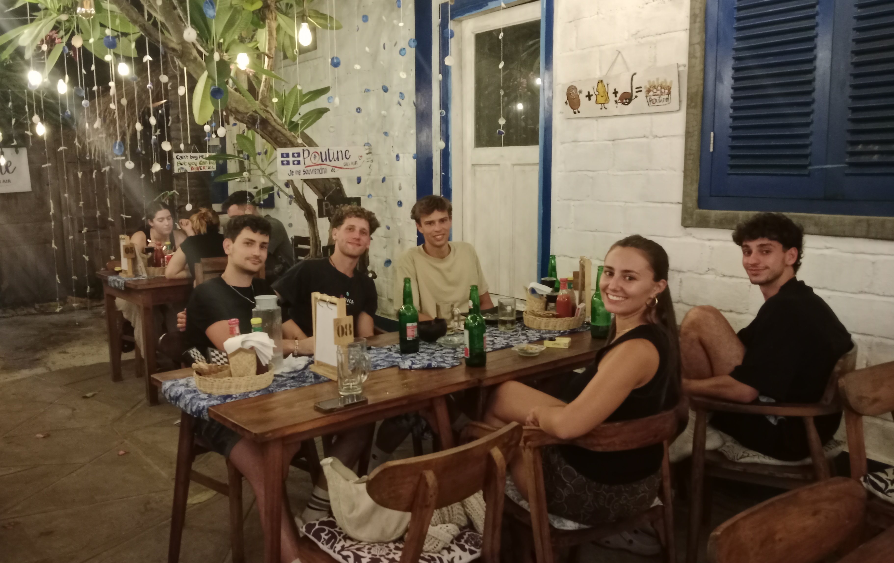 Poutine Gili Air - Poutine Friends